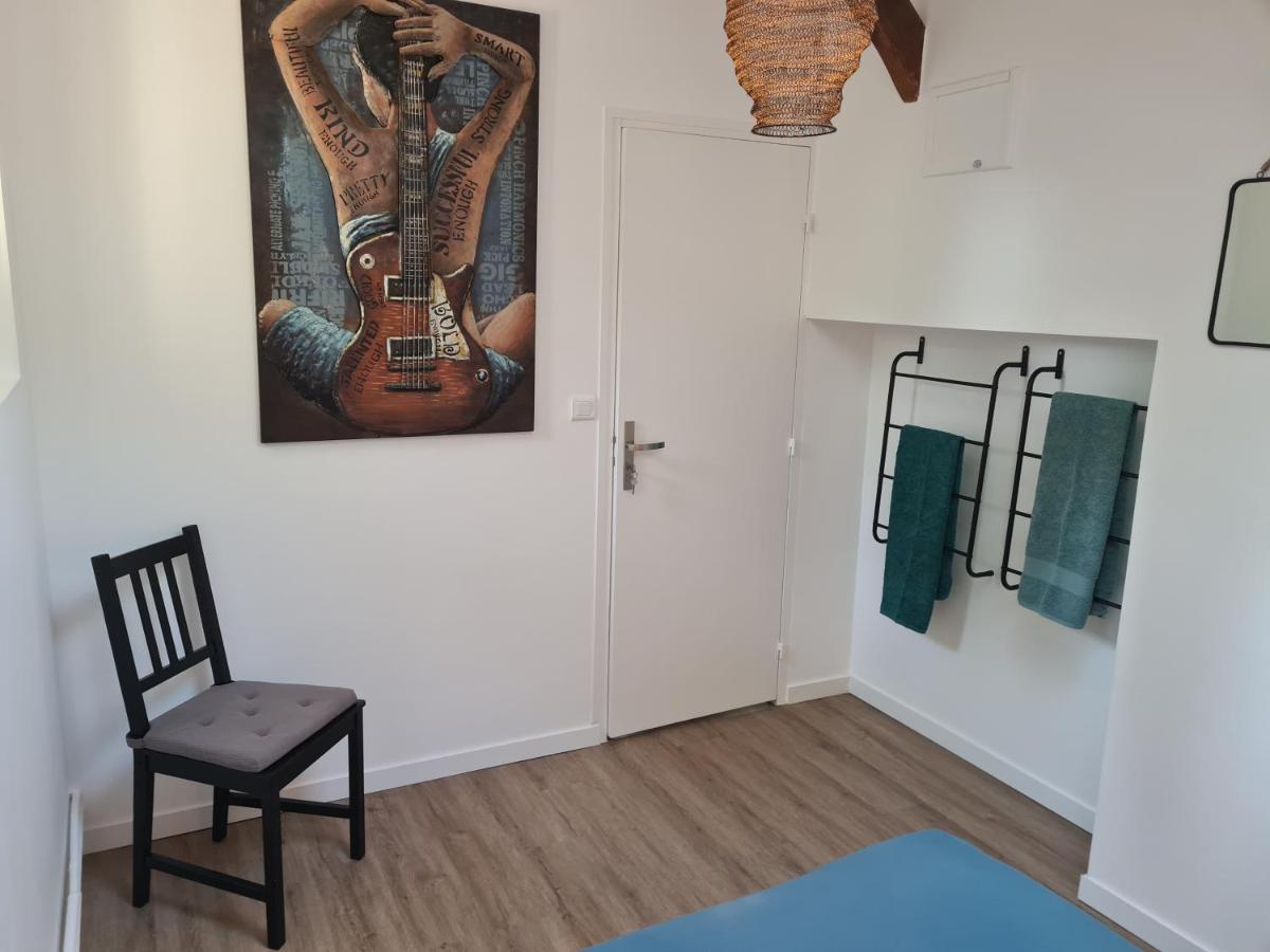 Chambre Double Au Calme Proche Puy Du Fo Apartment Le Boupere Luaran gambar